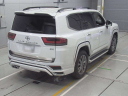 2023 Toyota Land Cruiser