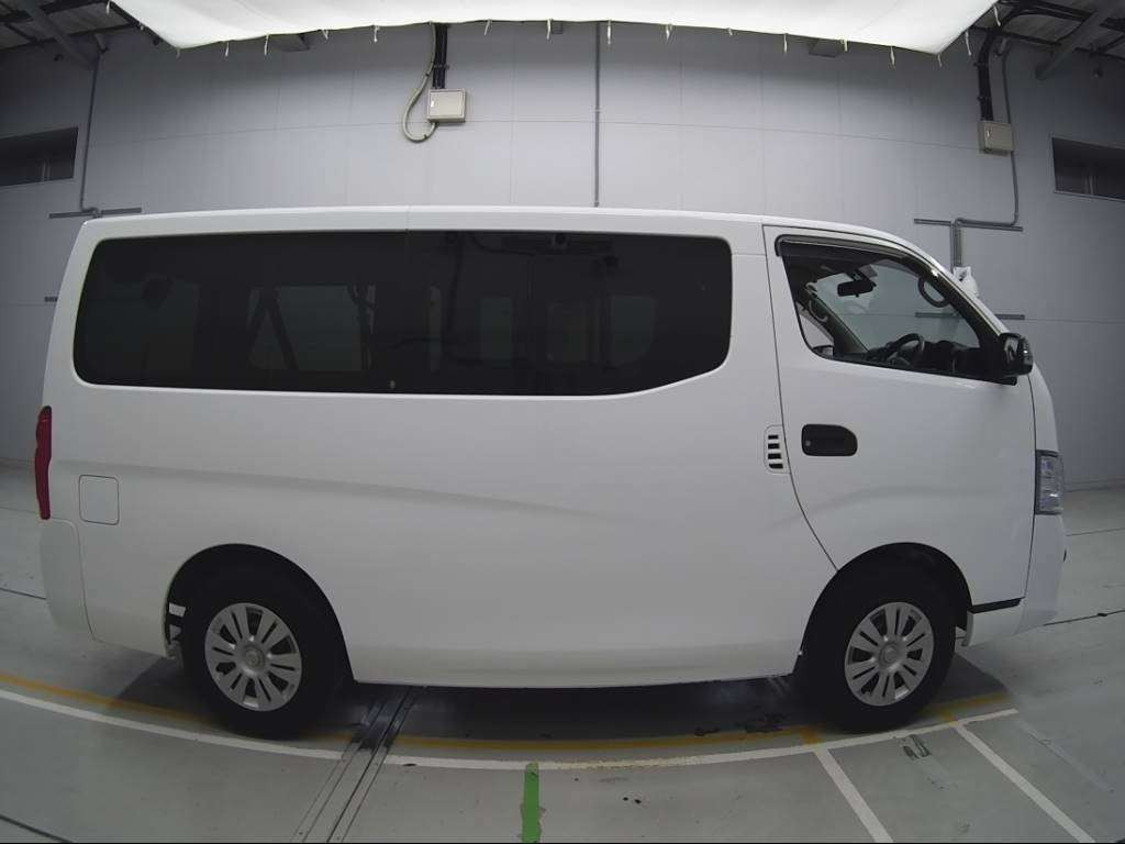 2019 Nissan NV350 CARAVAN VAN VW6E26[2]