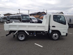 2024 Mitsubishi Fuso Canter