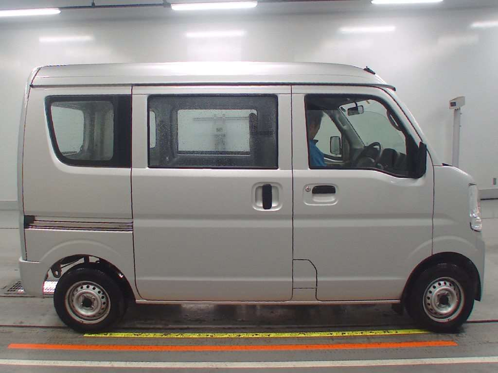 2016 Suzuki Every DA17V[2]