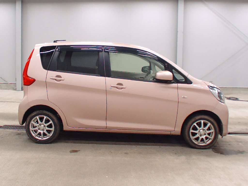 2015 Mitsubishi eK Wagon B11W[2]