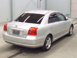 2003 Toyota Avensis