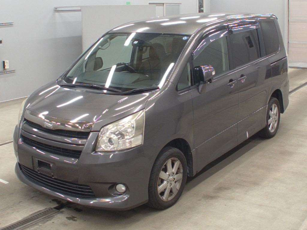 2009 Toyota Noah ZRR75W[0]