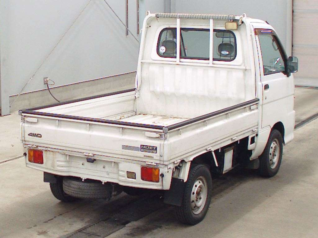 2004 Daihatsu Hijet Truck S210P[1]