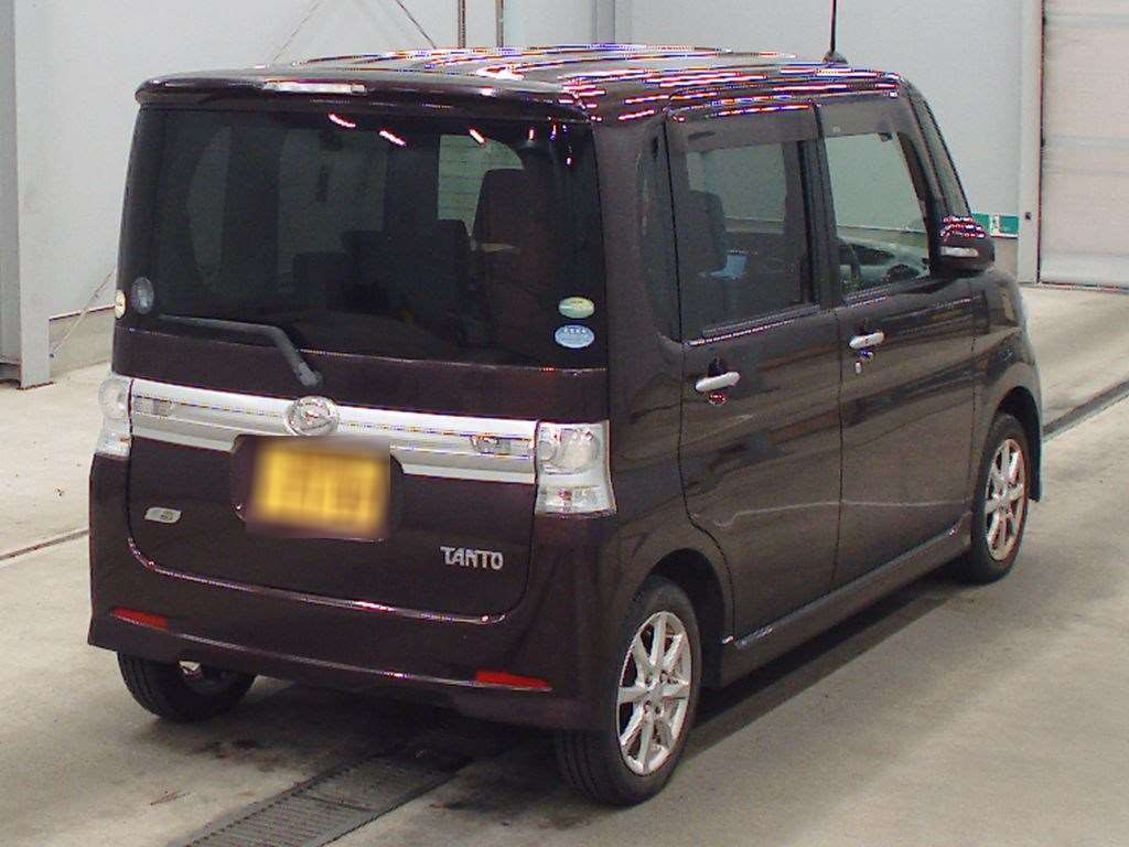 2012 Daihatsu Tanto Custom L385S[1]