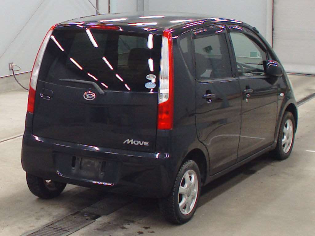 2010 Daihatsu Move L175S[1]