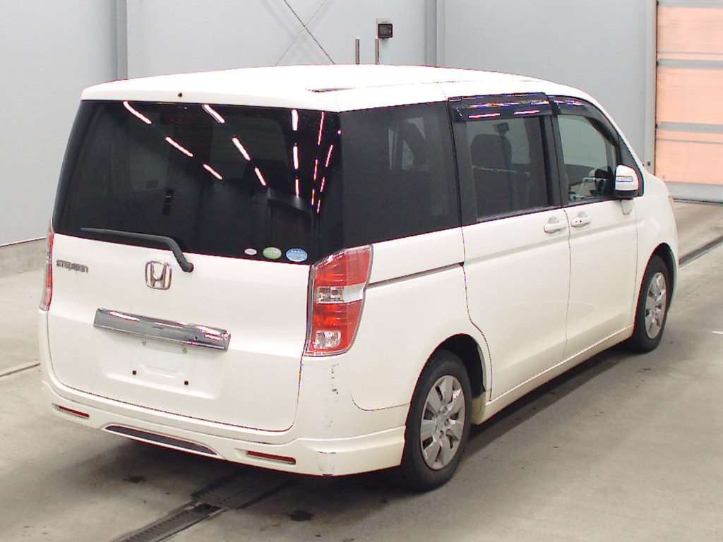 2011 Honda Step WGN RK1[1]