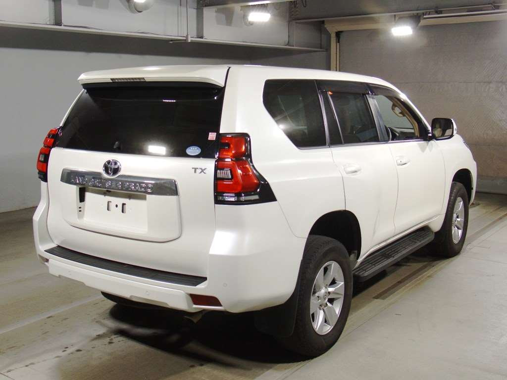 2020 Toyota Land Cruiser Prado TRJ150W[1]