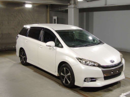 2015 Toyota Wish