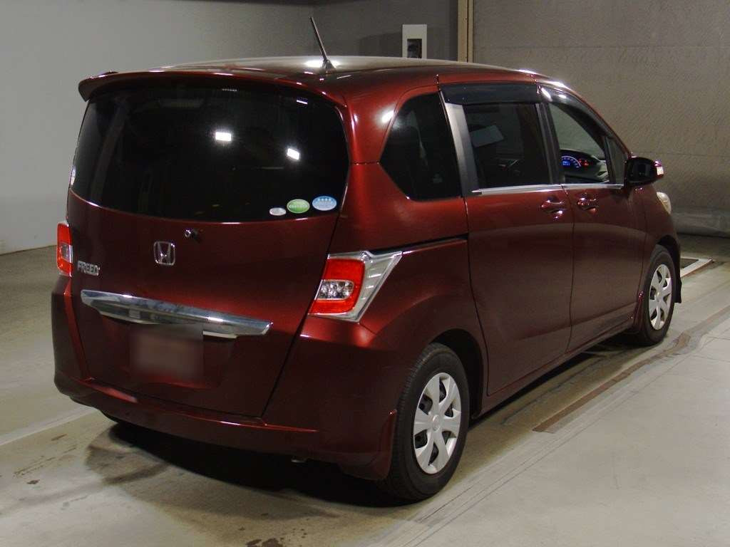 2014 Honda Freed GB3[1]