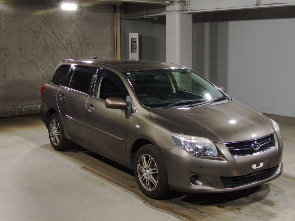 2011 Toyota Corolla Fielder NZE141G[2]