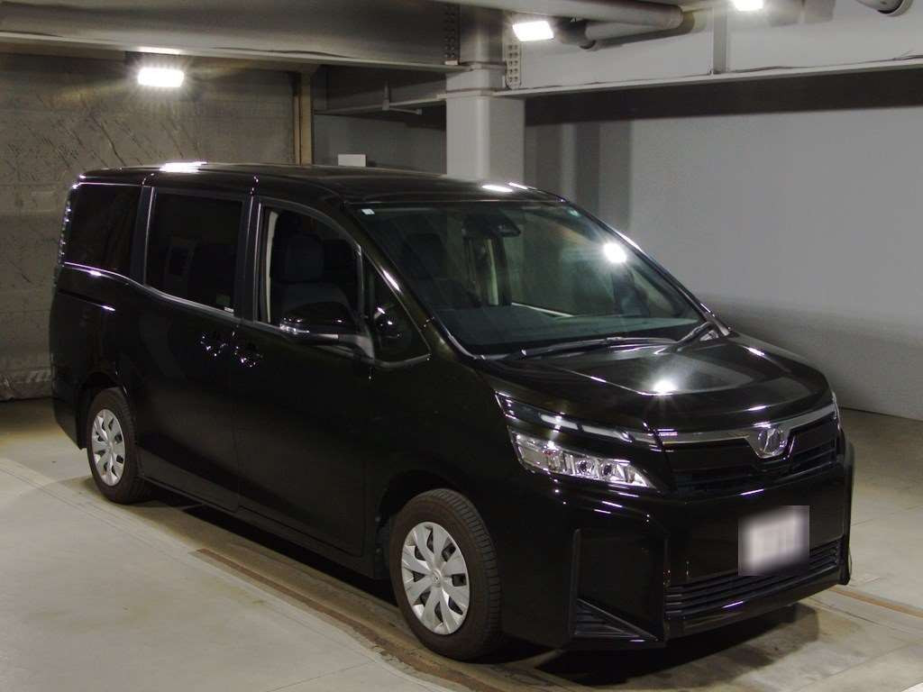 2019 Toyota Voxy ZRR80G[2]