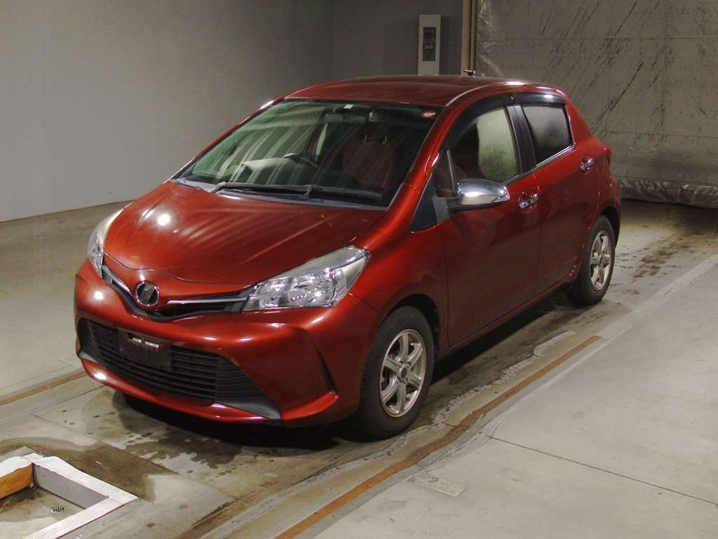 2014 Toyota Vitz NSP130[0]