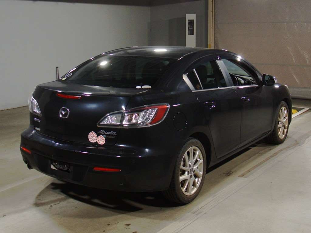 2010 Mazda Axela BLEFP[1]