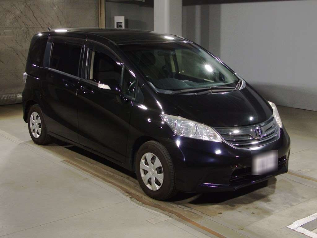 2012 Honda Freed GB3[2]