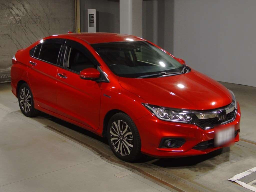 2017 Honda Grace GM4[2]