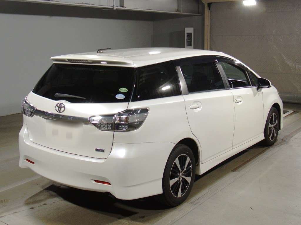 2012 Toyota Wish ZGE20W[1]