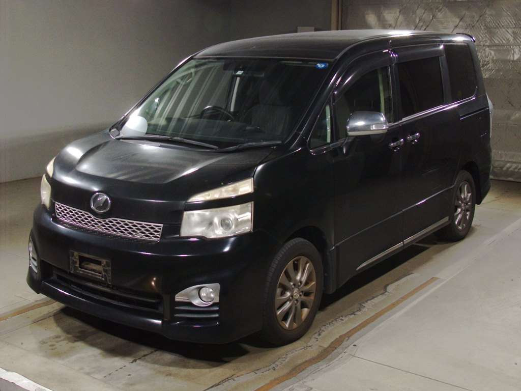 2011 Toyota Voxy ZRR70W[0]