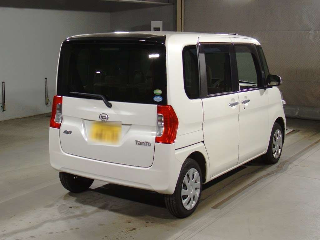 2014 Daihatsu Tanto LA600S[1]