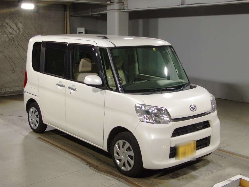 2014 Daihatsu Tanto LA600S[2]