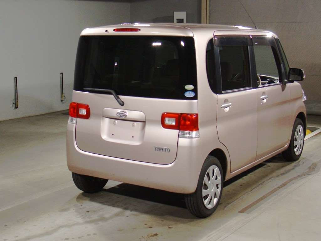 2011 Daihatsu Tanto L375S[1]