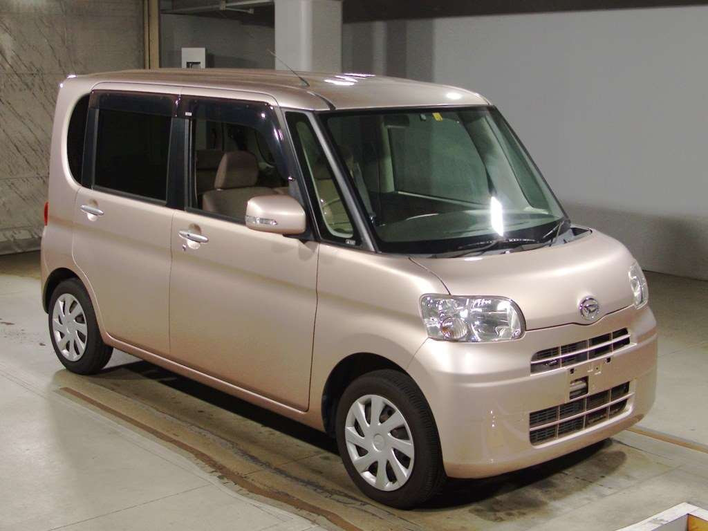 2011 Daihatsu Tanto L375S[2]