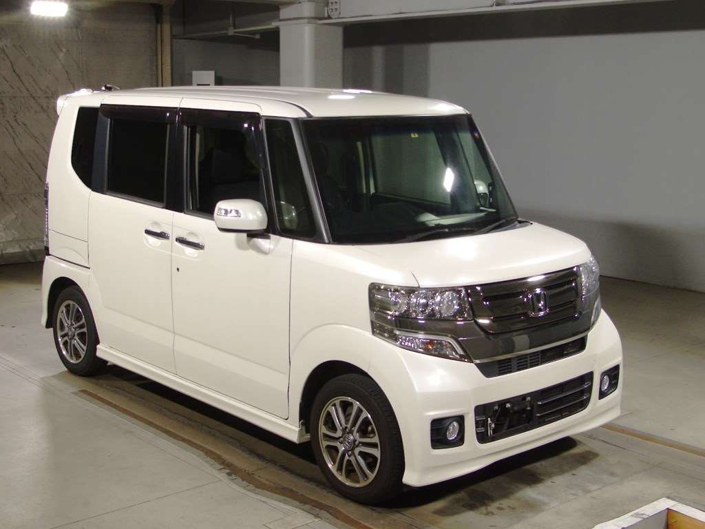 2016 Honda N-BOX CUSTOM JF1[2]