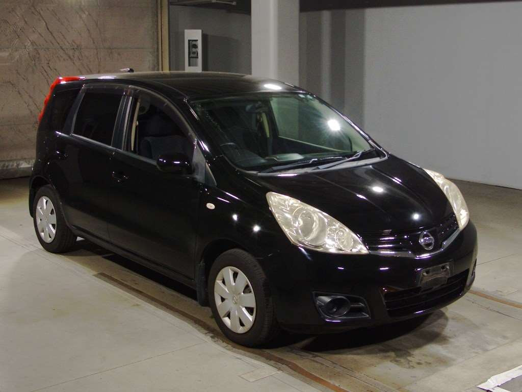 2012 Nissan Note E11[2]