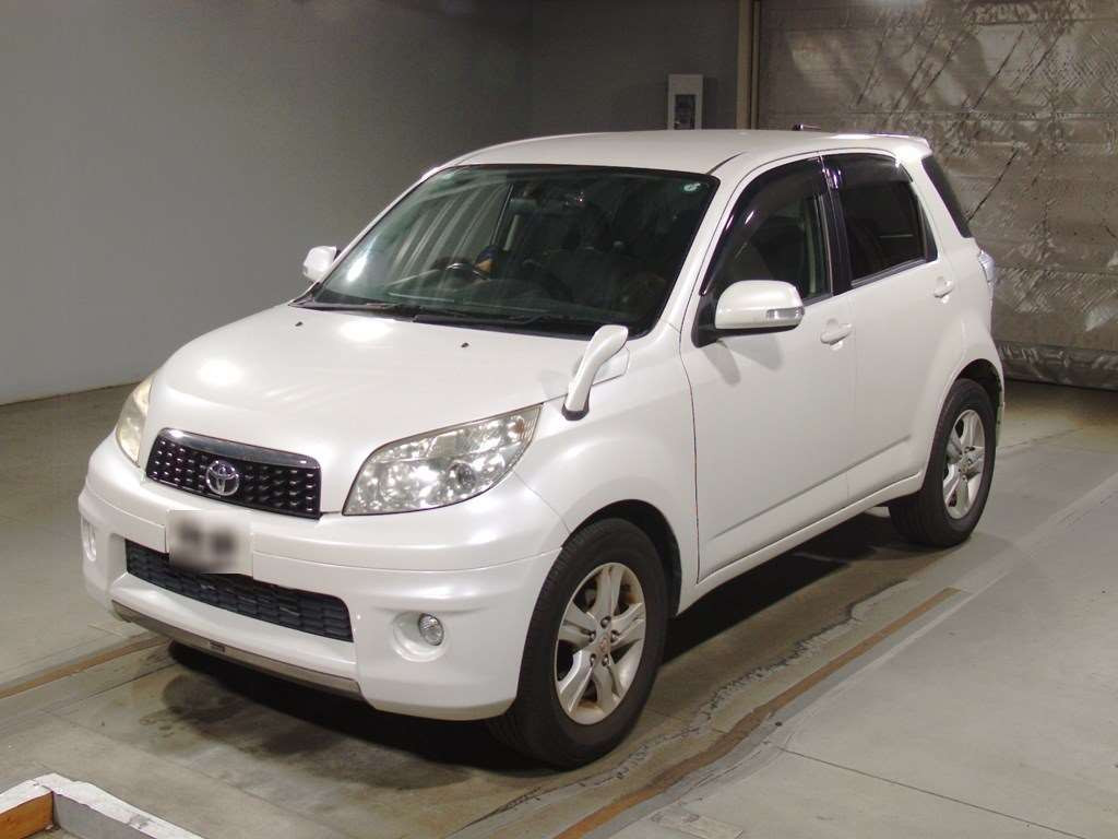 2010 Toyota Rush J200E[0]