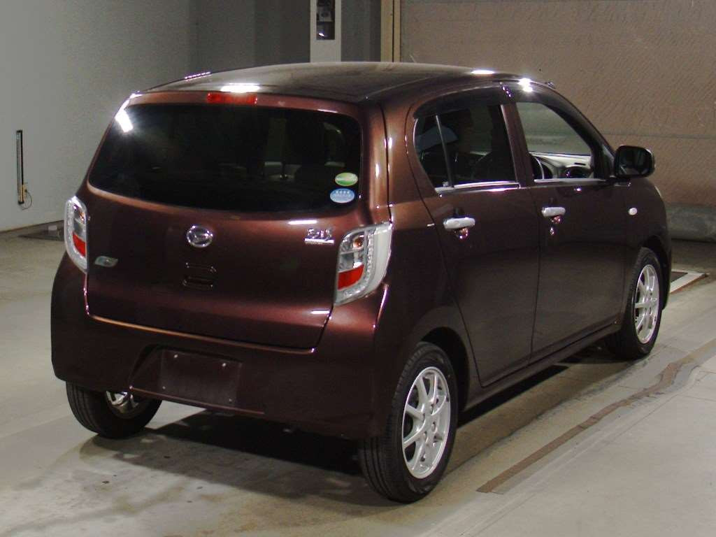 2013 Daihatsu Mira es LA300S[1]