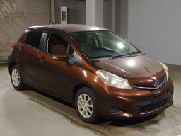 2011 Toyota Vitz