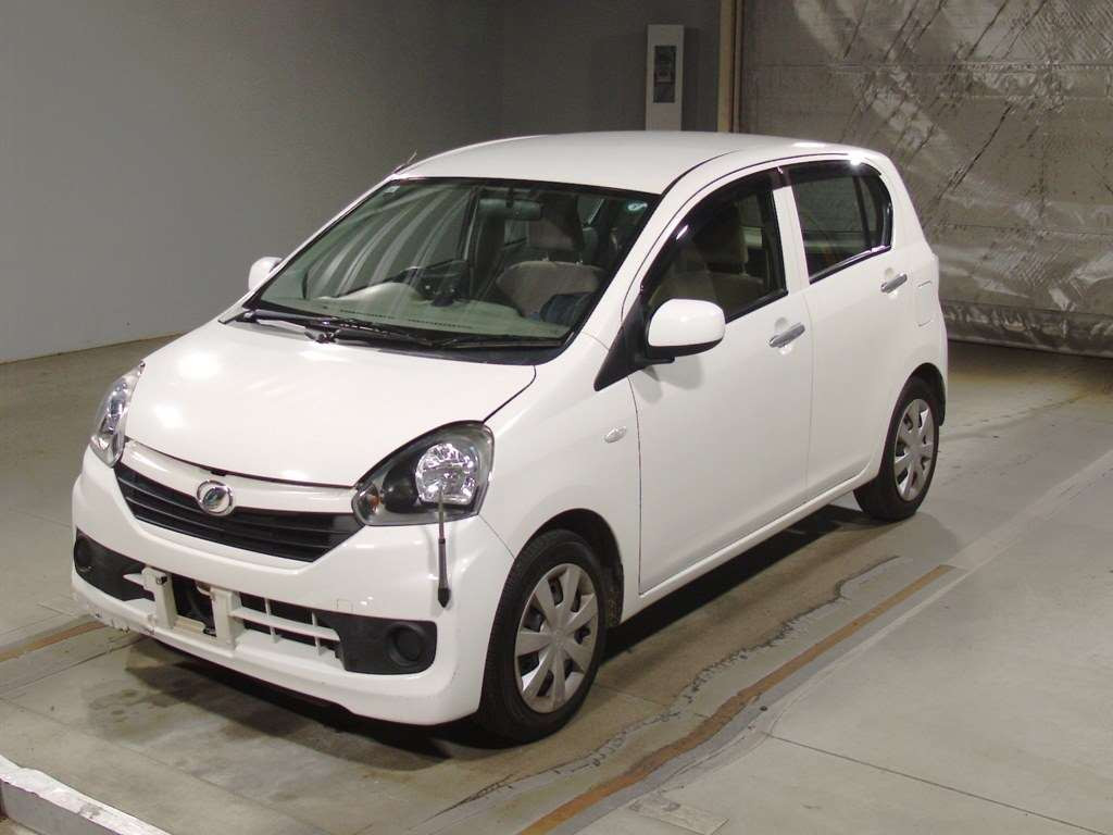 2014 Daihatsu Mira es LA300S[0]