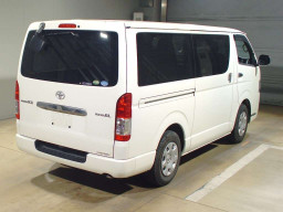 2015 Toyota Regiusace Van