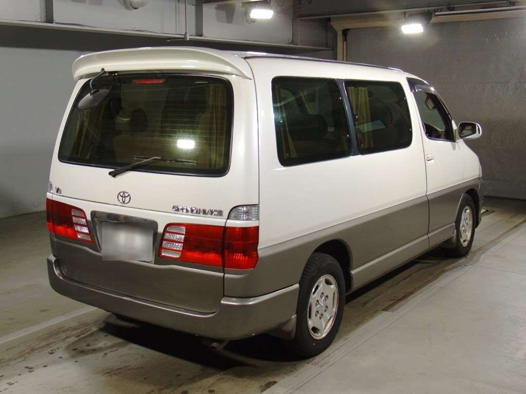 1999 Toyota Grand Hiace VCH10W[1]