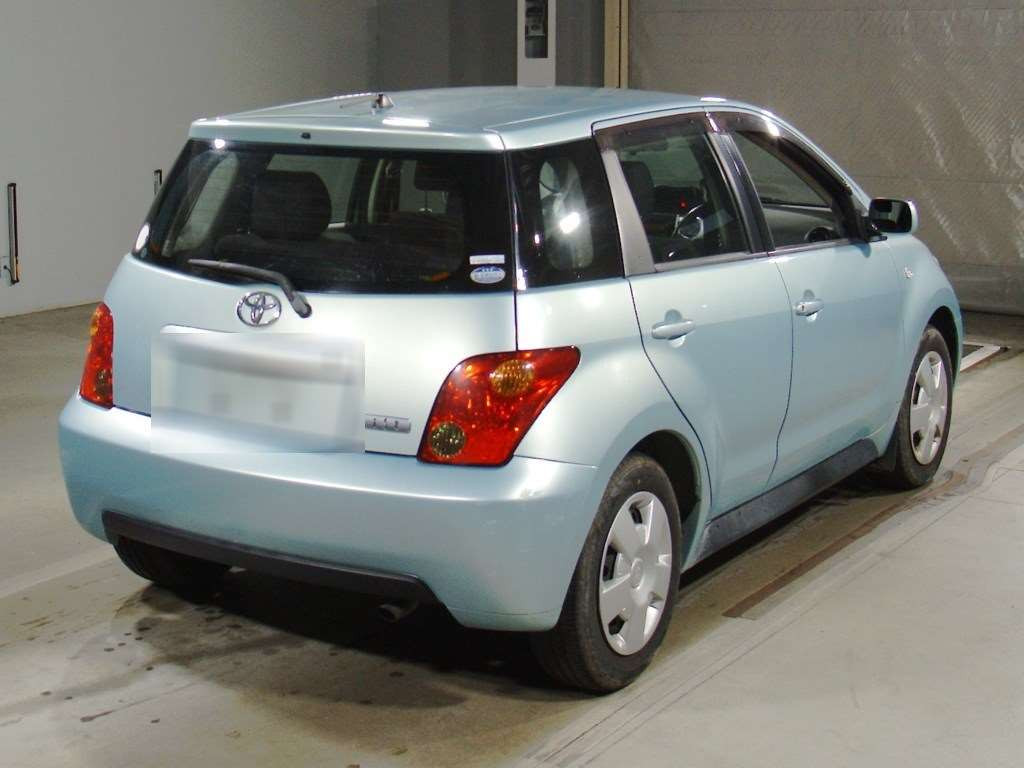 2003 Toyota IST NCP60[1]