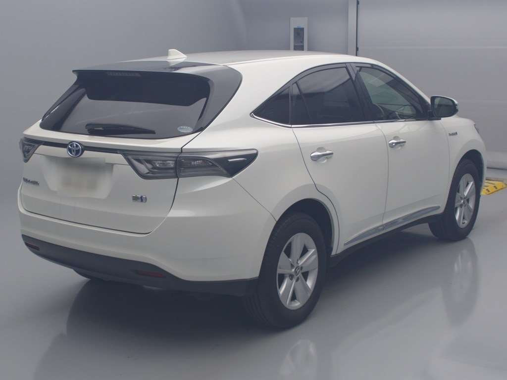 2015 Toyota Harrier Hybrid AVU65W[1]