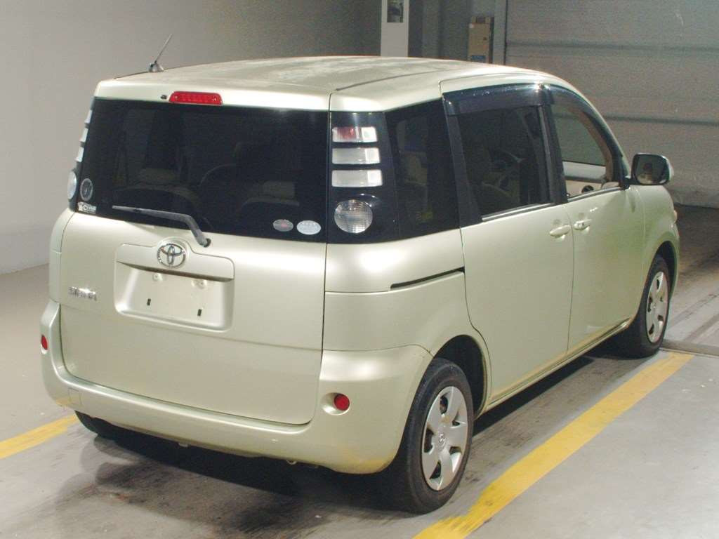 2009 Toyota Sienta NCP81G[1]