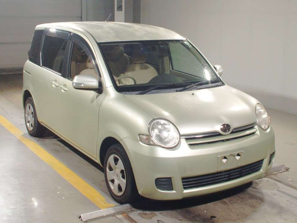 2009 Toyota Sienta NCP81G[2]