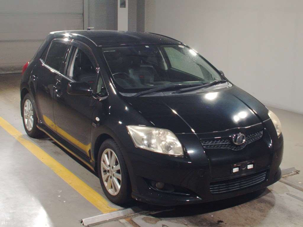 2007 Toyota Auris ZRE152H[2]