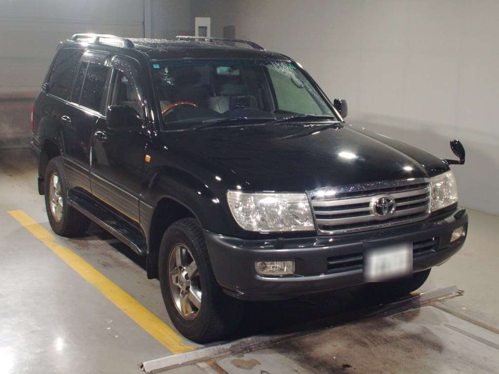 2005 Toyota Land Cruiser 100 UZJ100W[2]