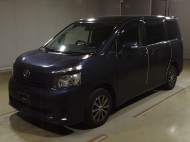 2007 Toyota Voxy