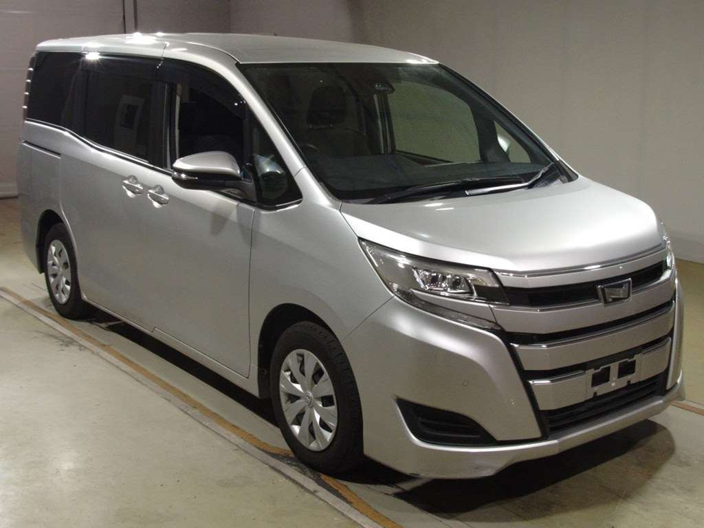 2019 Toyota Noah ZRR80G[2]