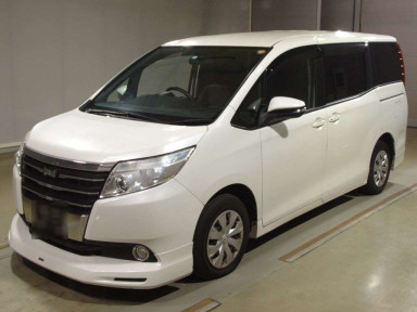 2015 Toyota Noah