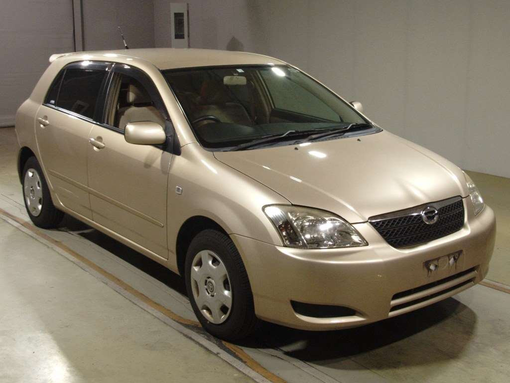 2004 Toyota Corolla Runx NZE121[2]