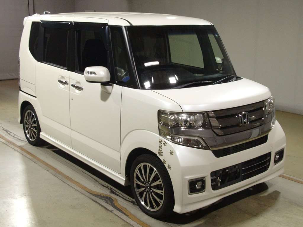 2016 Honda N-BOX CUSTOM JF1[2]