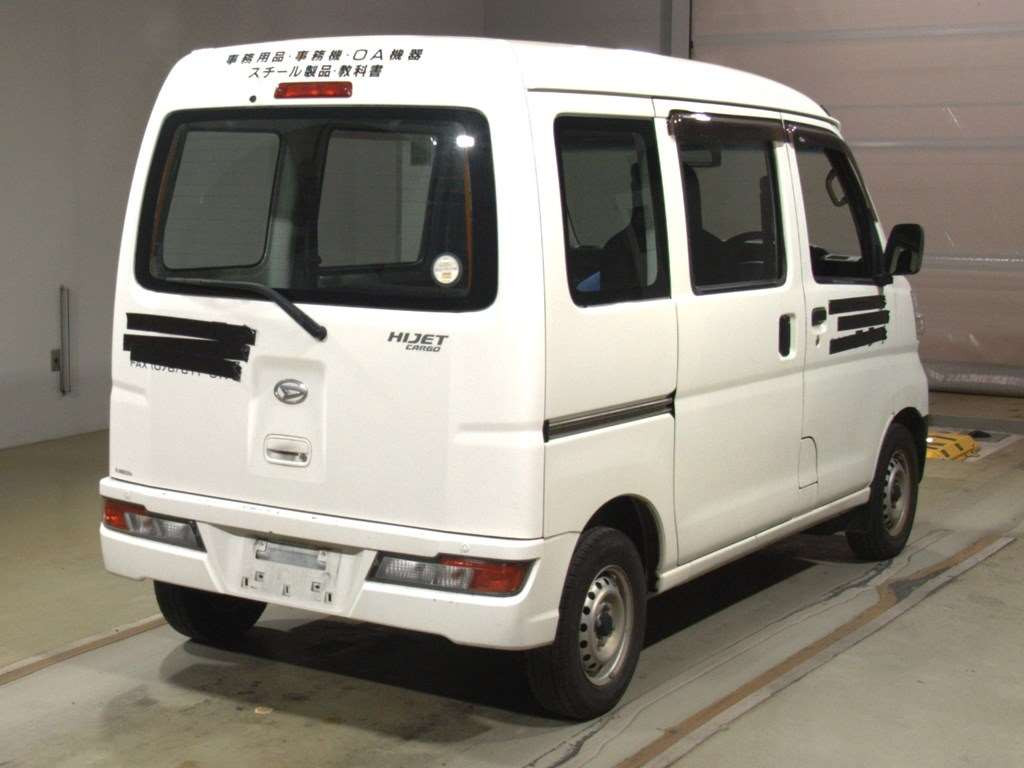 2018 Daihatsu Hijet Cargo S321V[1]