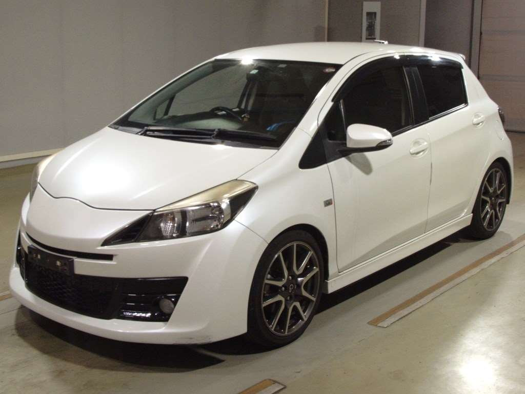 2012 Toyota Vitz NCP131[0]