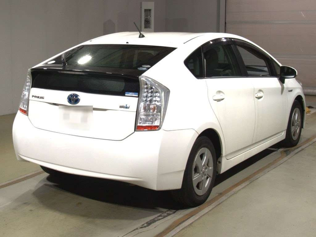 2009 Toyota Prius ZVW30[1]