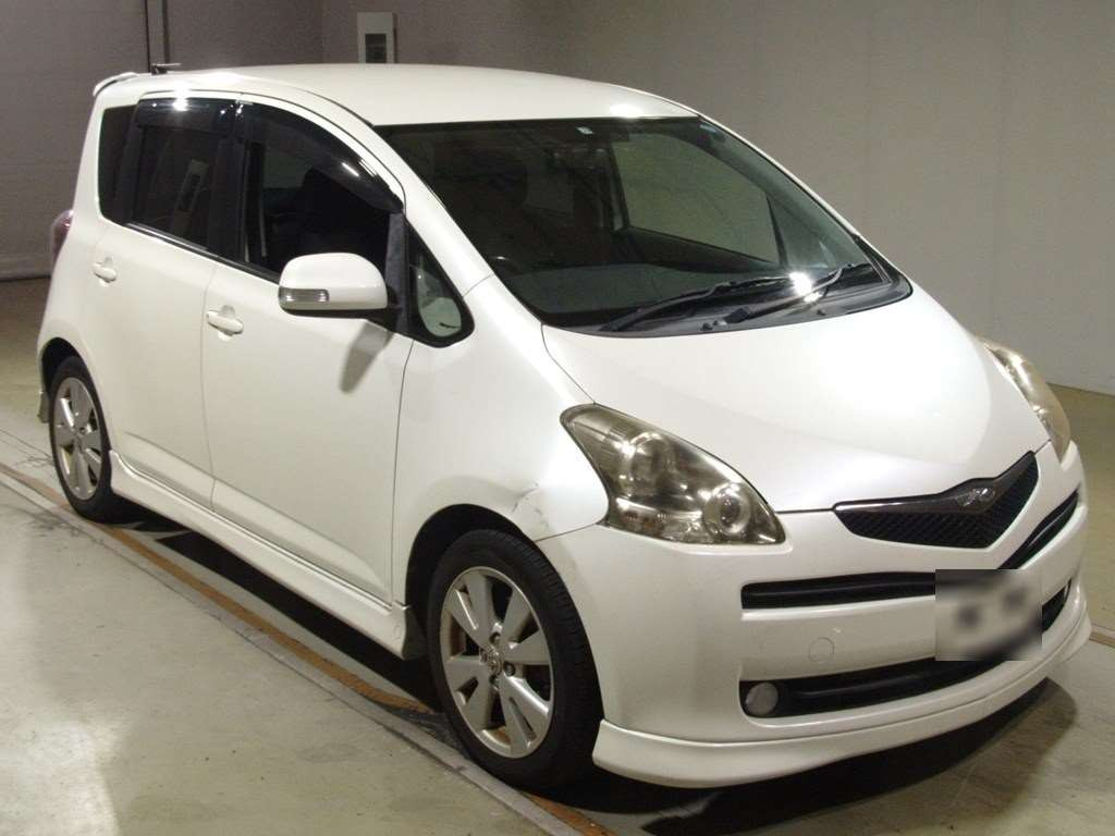 2009 Toyota Ractis NCP100[2]