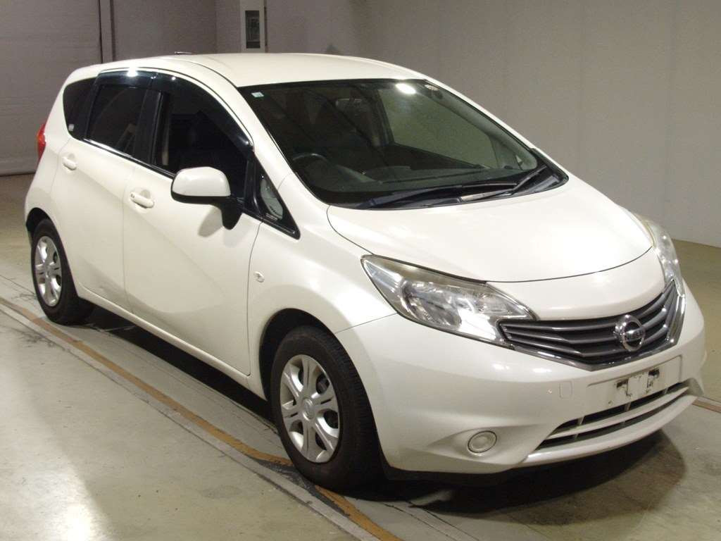 2012 Nissan Note E12[2]